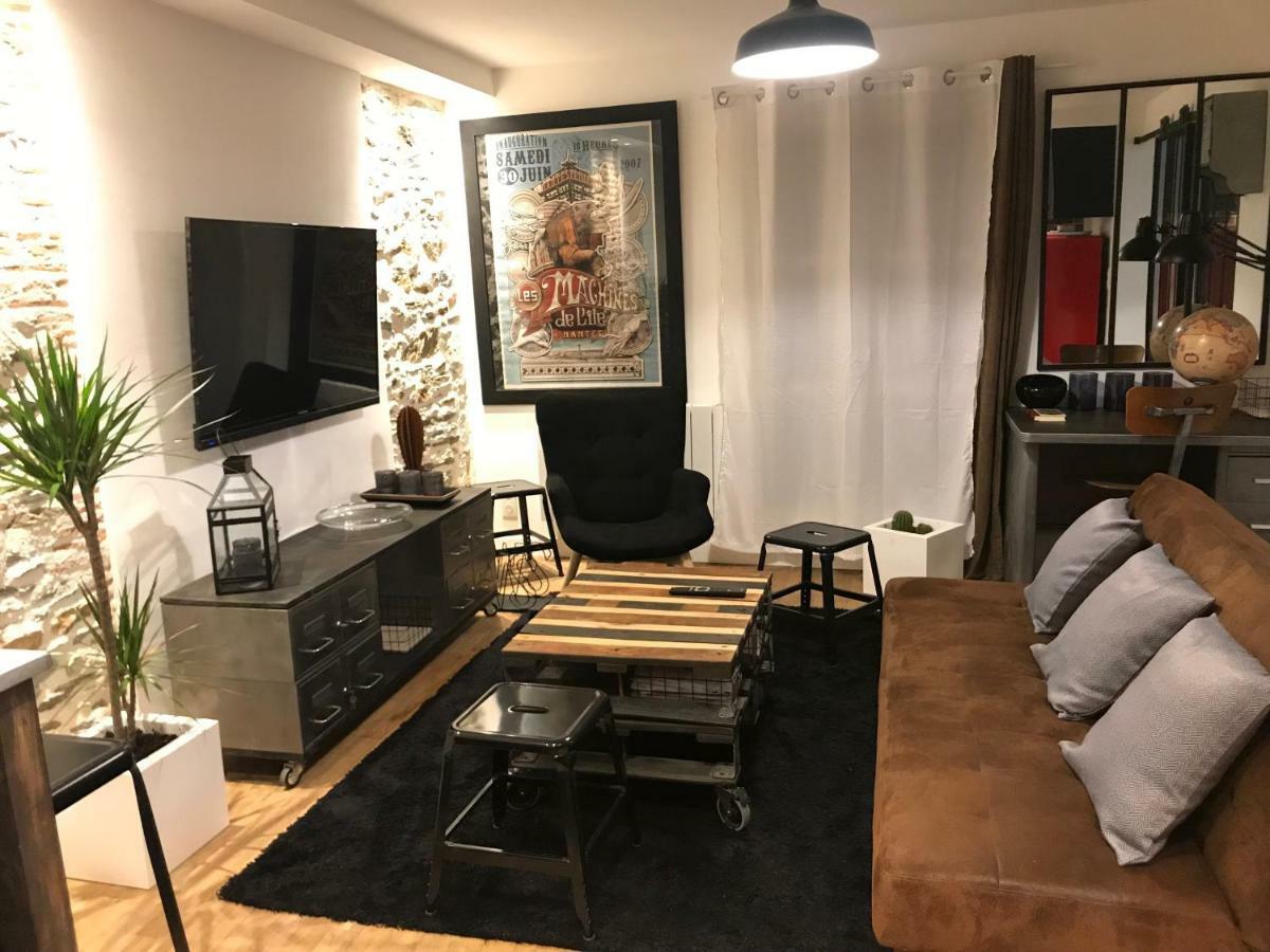 Les Machines De Jules, Hyper Centre Apartment น็องต์ ภายนอก รูปภาพ