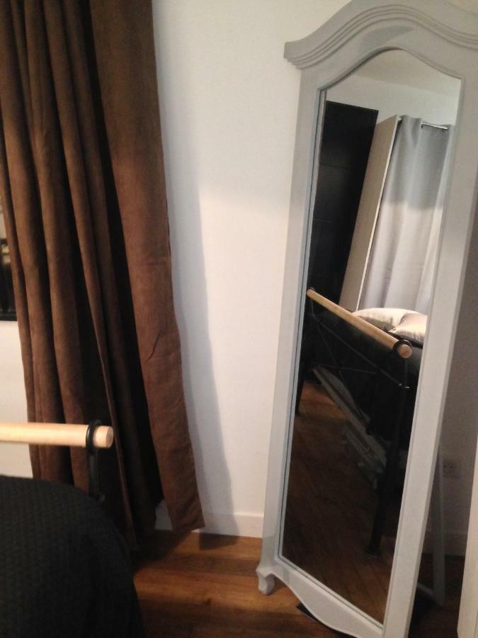Les Machines De Jules, Hyper Centre Apartment น็องต์ ภายนอก รูปภาพ