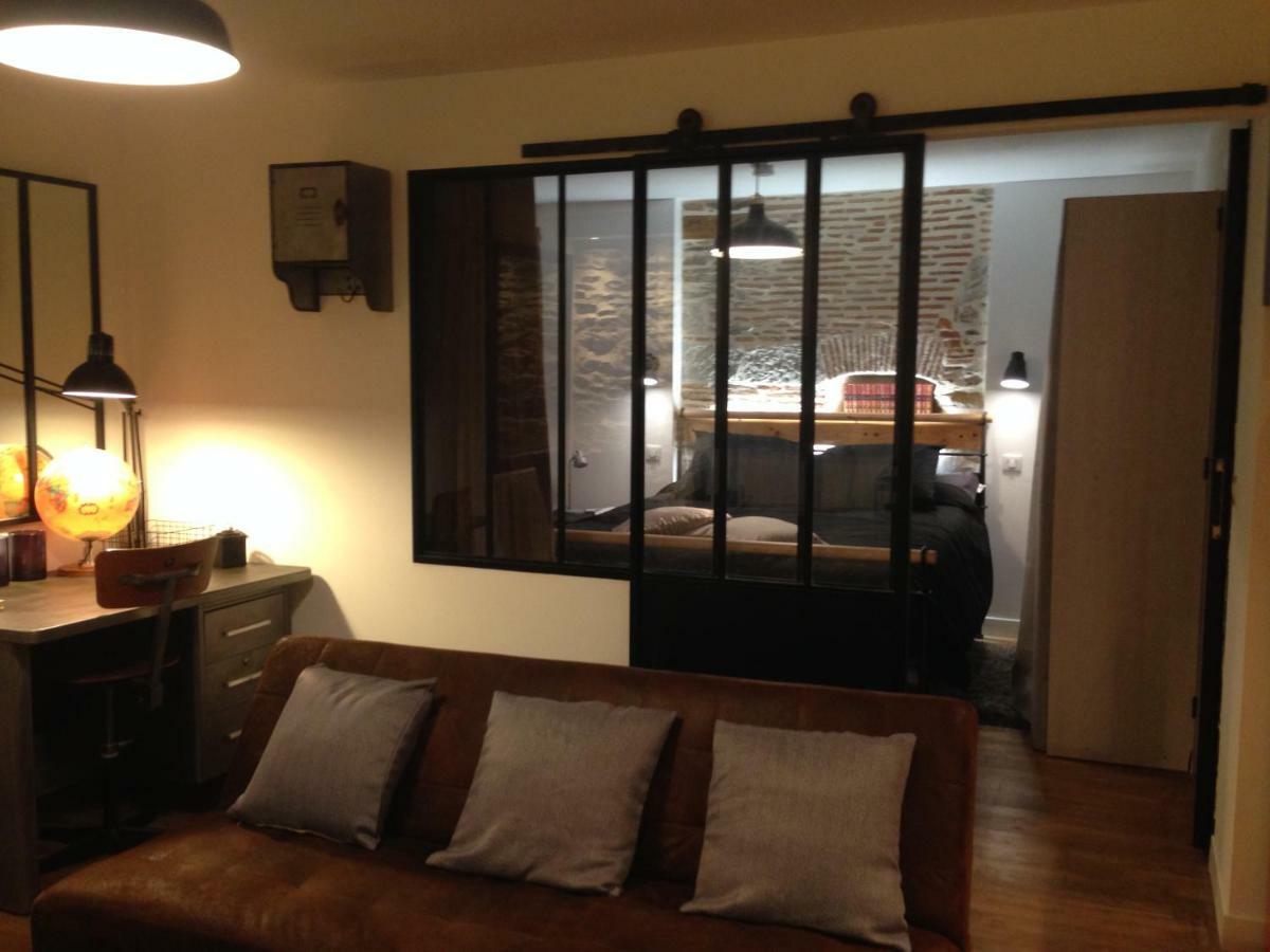 Les Machines De Jules, Hyper Centre Apartment น็องต์ ภายนอก รูปภาพ