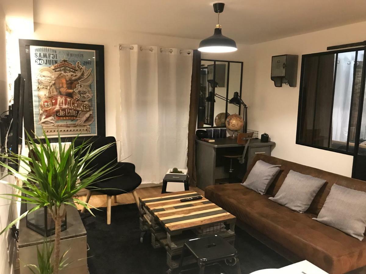 Les Machines De Jules, Hyper Centre Apartment น็องต์ ภายนอก รูปภาพ