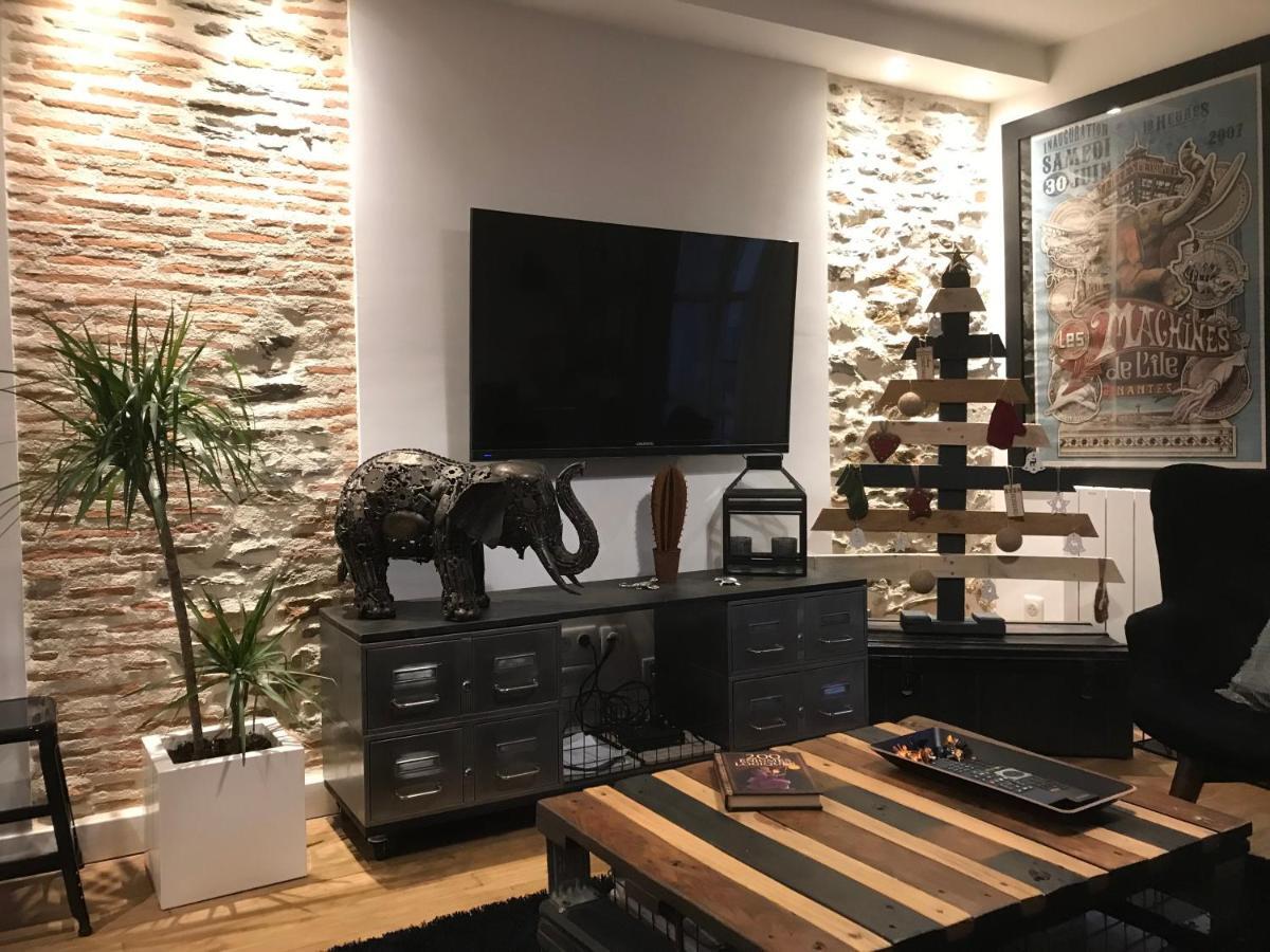 Les Machines De Jules, Hyper Centre Apartment น็องต์ ภายนอก รูปภาพ